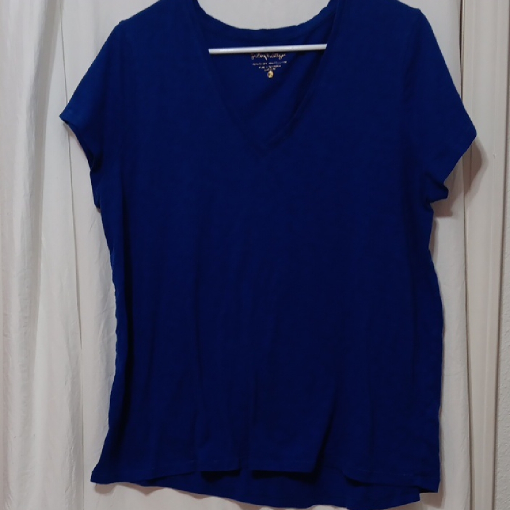 Lilly Pulitzer for Target Royal Blue V-Neck Tee